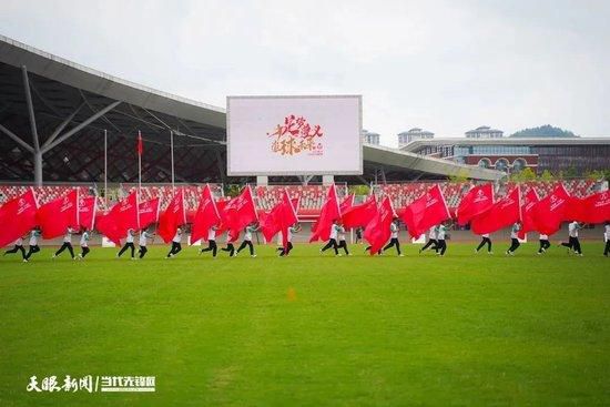 本轮英超，切尔西0-2不敌埃弗顿，蓝军今年39场英超仅拿到39分，在不算扣分的情况时，与水晶宫、诺丁汉森林并列成为拿分最少的球队。